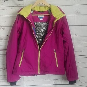 Columbia womens jacket omni-tech size Large -